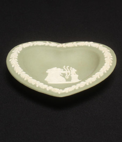 ウェッジウッド 小物入れ ハート型 トレイ ジャスパー セージグリーン WEDGWOOD