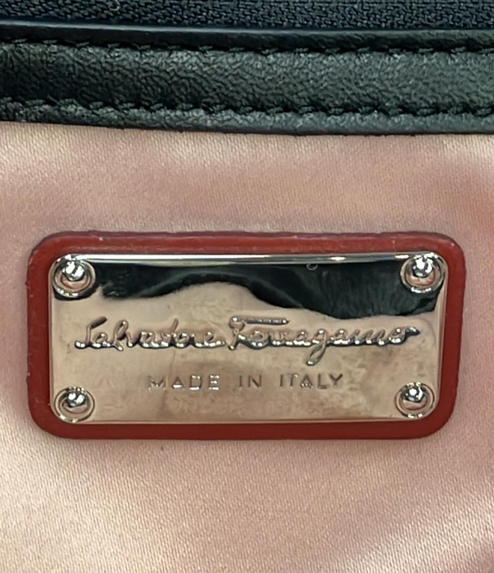 美品 Salvatore Ferragamo キルティング チェーンショルダーバッグ 斜め掛け ヴァラ レディース サルヴァトーレフェラガモ