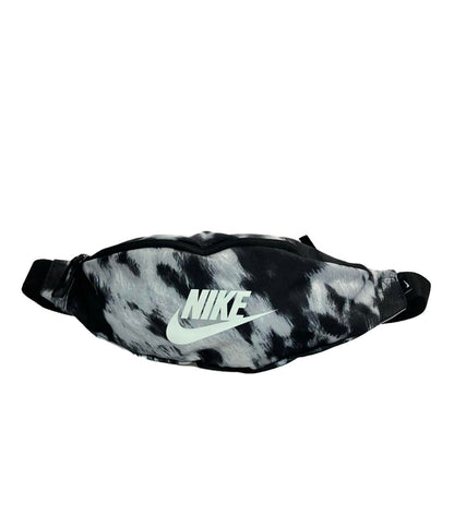 美品 ナイキ ウエストバッグ メンズ NIKE