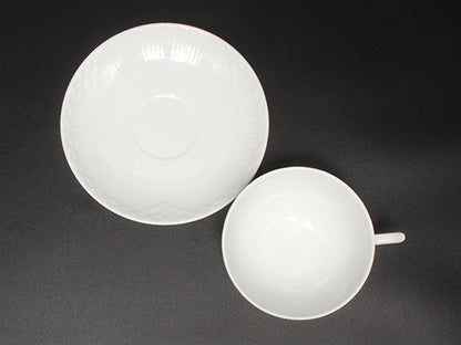 美品 Royal Copenhagen カップ＆ソーサー ホワイトフルーテッド ハーフレース ロイヤルコペンハーゲン