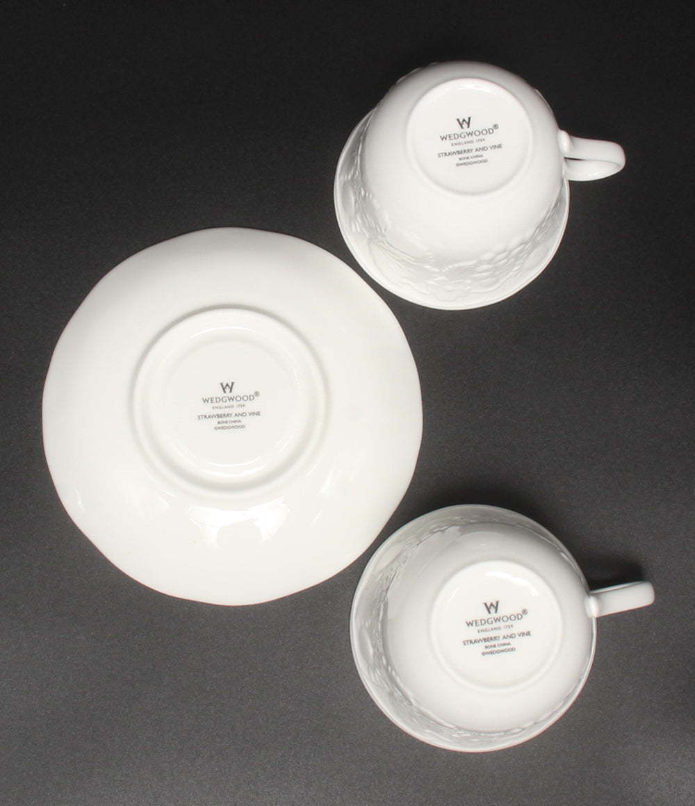 美品 WEDGWOOD カップ＆ソーサー ストロベリー&バイン ウエッジウッド
