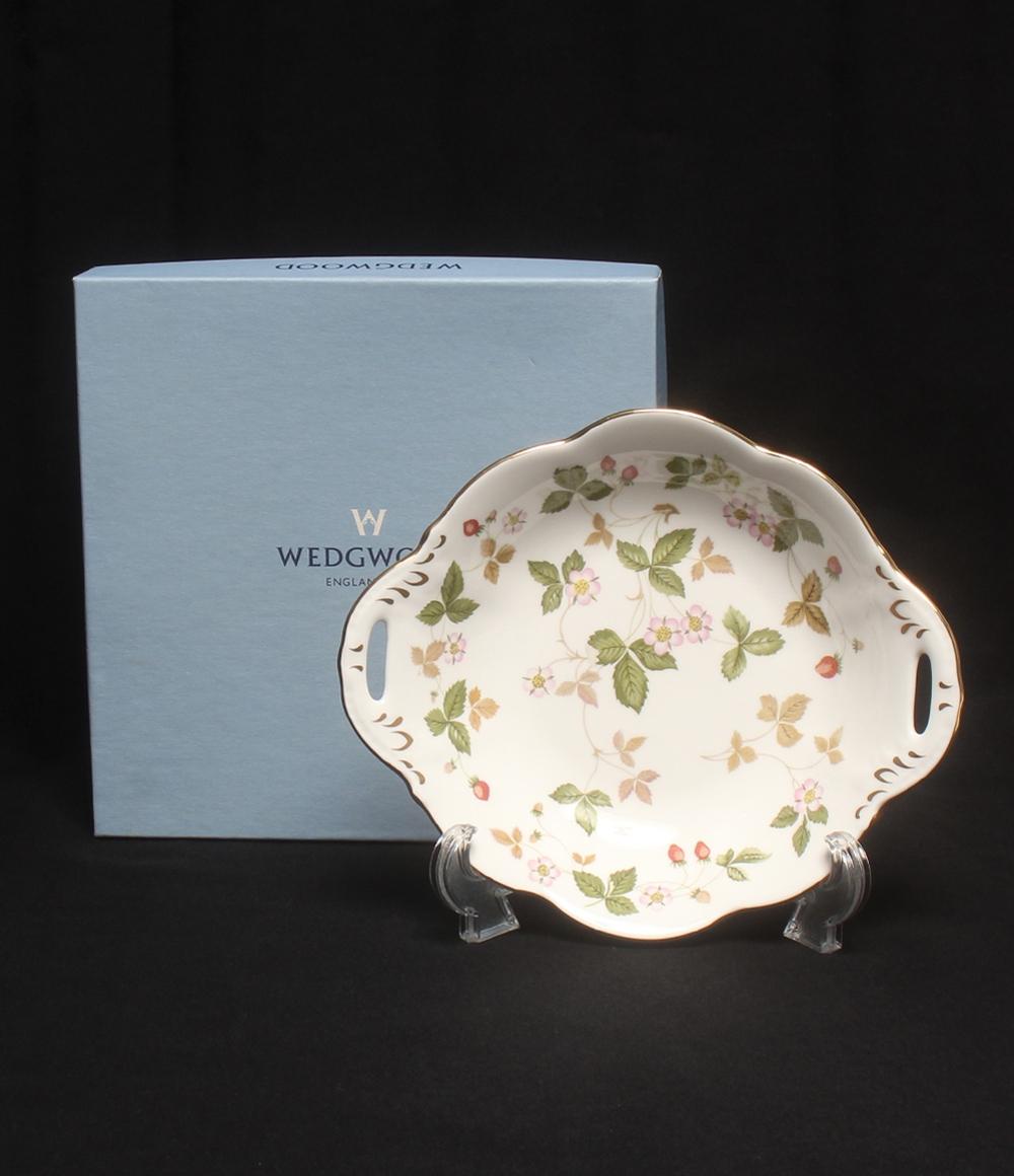 美品 ウェッジウッド ウィンザートレイ 皿 20cm ワイルドストロベリー WEDGWOOD