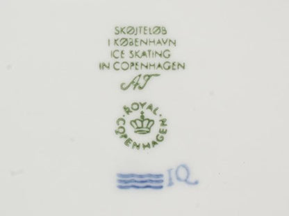 美品 Royal Copenhagen イヤープレート 飾り皿 18cm 2016 ロイヤルコペンハーゲン