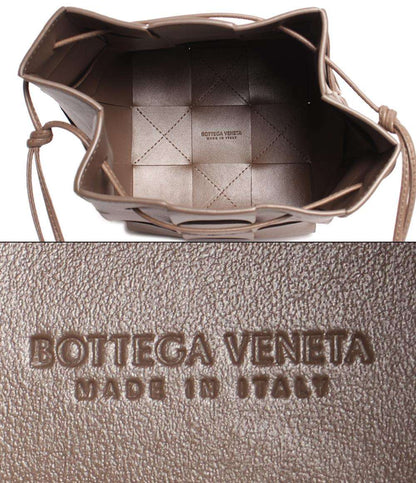 ボッテガベネタ レザー ショルダーバッグ クロスボディ スモール カセット ラム カーフスキン トープグレー 680218 VCQC4 2560 レディース