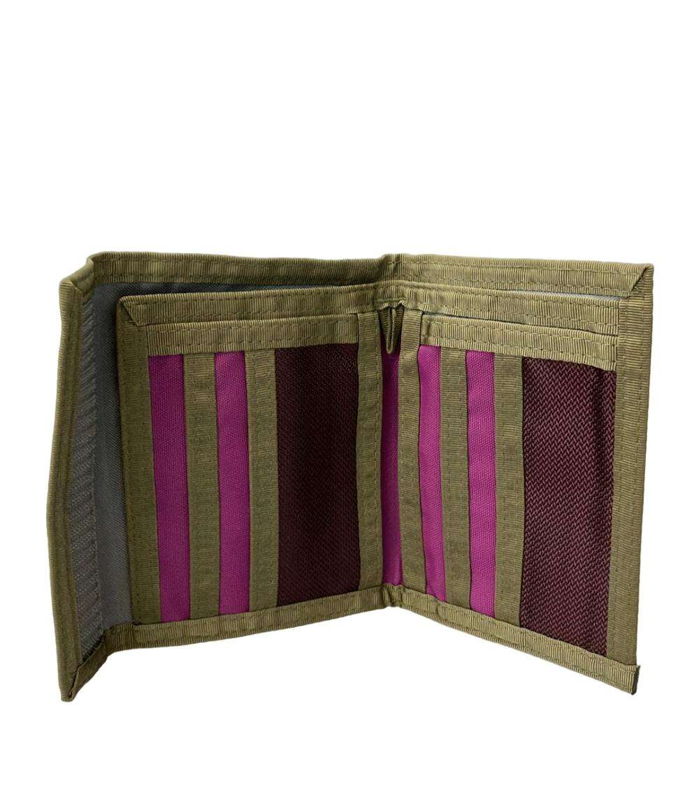 美品 モンベル 二つ折り財布 メンズ mont-bell