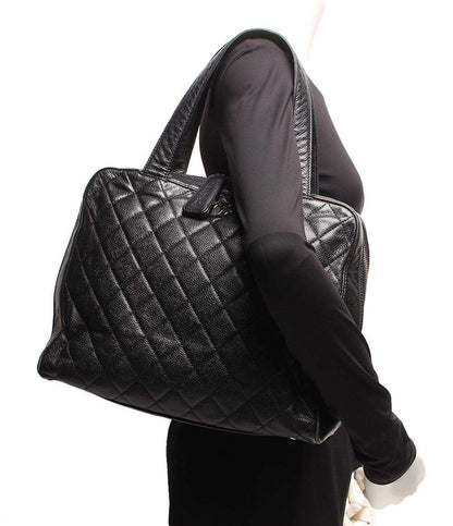 シャネル レザーショルダーバッグ ココマーク シルバー金具 マトラッセ キャビアスキン レディース CHANEL