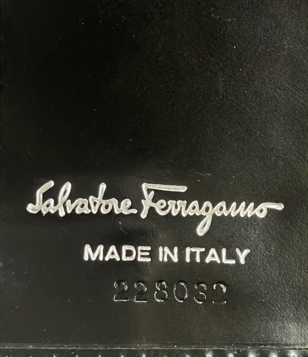 サルヴァトーレフェラガモ 三つ折り長財布 ガンチーニ ユニセックス Salvatore Ferragamo