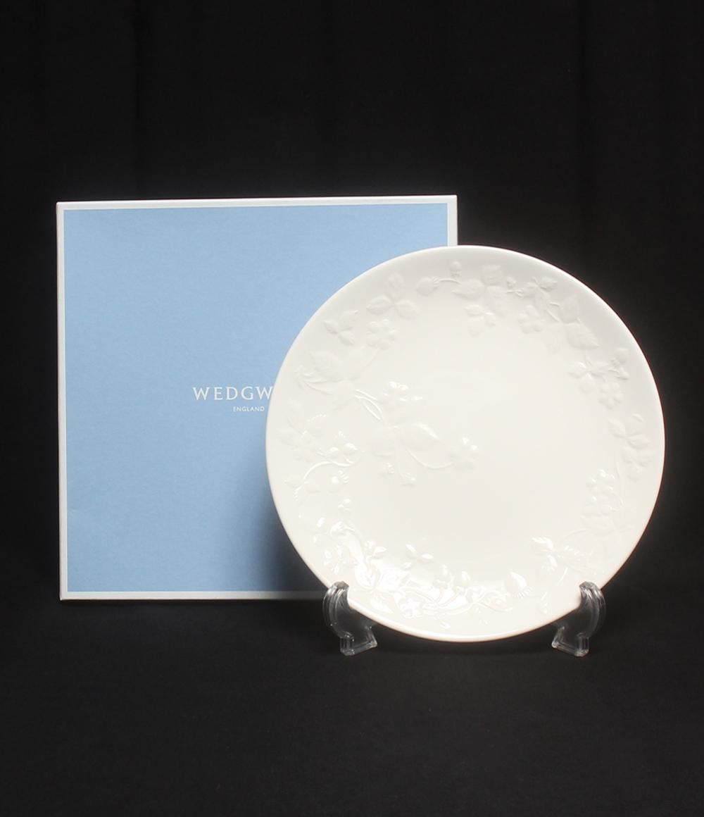 美品 ウェッジウッド プレート 皿 21cm ワイルドストロベリー ホワイト WEDGWOOD