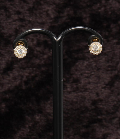 美品 ピアス K18 ダイヤ 0.12ct レディース