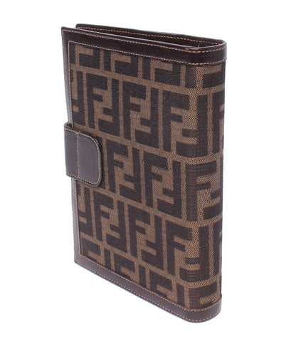 FENDI 手帳カバー ズッカ メンズ レディース フェンディ