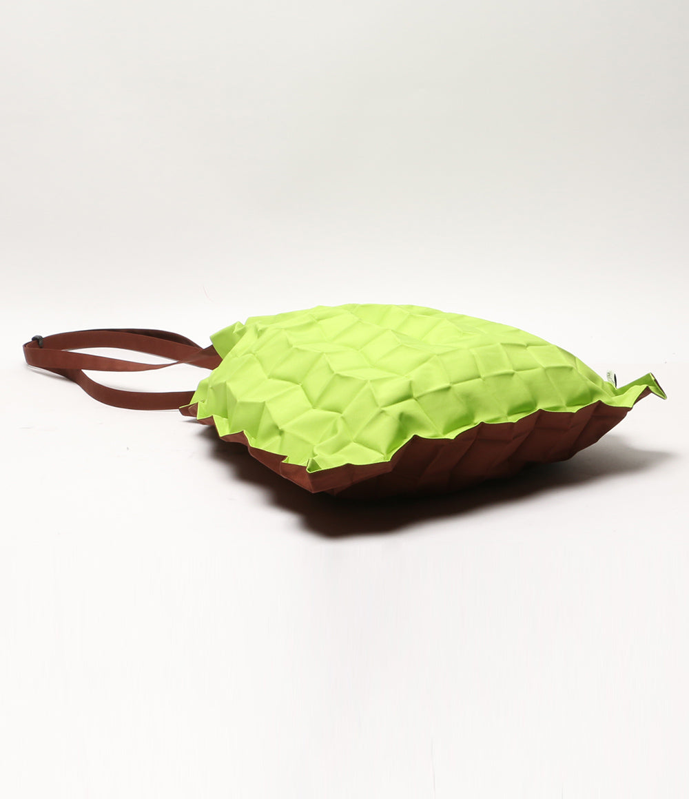イッセイミヤケ 美品 トートバッグ fruits pleats bag kiwi レディース ISSEY MIYAKE