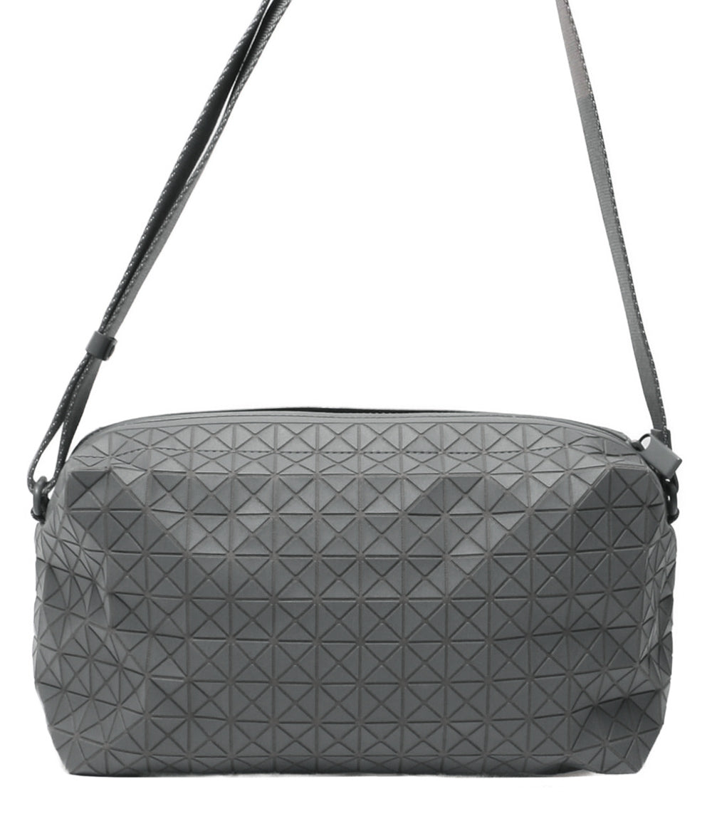 バオバオイッセイミヤケ 美品 ショルダーバッグ サドルクロスボディ バオバオイッセイミヤケ 美品 ショルダーバッグ サドルクロスボディ