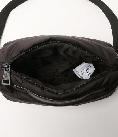 MONCLER ショルダーバッグ ARWEN ブラック メンズ モンクレール