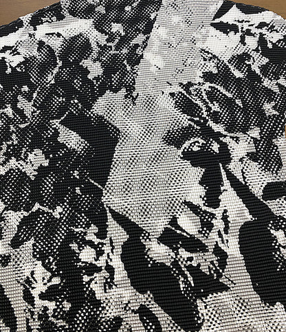 美品 ISSEY MIYAKE 半袖Ｔシャツ グラフィックプリントストレッチプリーツTシャツ MI81FK515 レディース SIZE - イッセイミヤケ