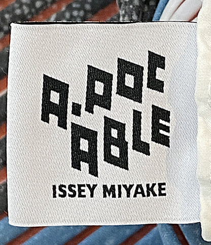 美品 A-POC ABLE ISSEY MIYAKE エイポックエイブル カットソー AT53FJ050 RED-HUED 25AW レディース SIZE 1 イッセイミヤケ
