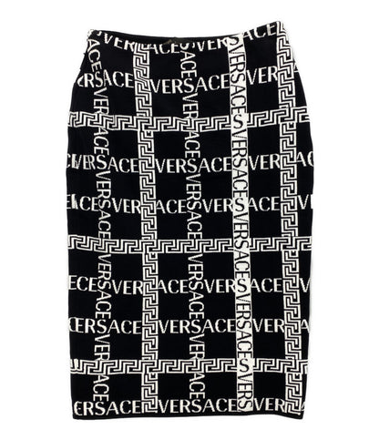 美品 VERSACE ロゴスカート ブラック ホワイト A83018 A230510 レディース SIZE 38 ヴェルサーチ