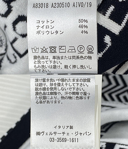 美品 VERSACE ロゴスカート ブラック ホワイト A83018 A230510 レディース SIZE 38 ヴェルサーチ