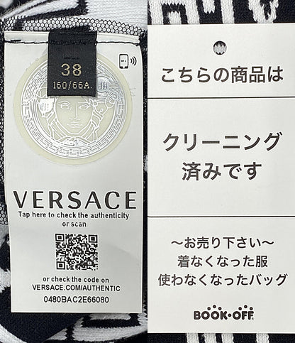 美品 VERSACE ロゴスカート ブラック ホワイト A83018 A230510 レディース SIZE 38 ヴェルサーチ