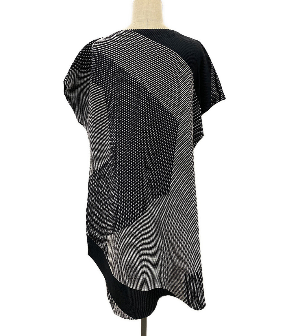 美品 ISSEY MIYAKE 半袖ワンピース IM02FH687 ブラック レディース SIZE 2 イッセイミヤケ