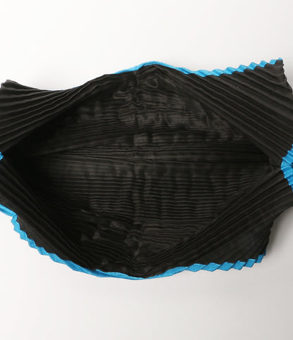 ISSEY MIYAKE me プリーツワイドハンドバッグ MI33AG371 レディース ミー イッセイミヤケ