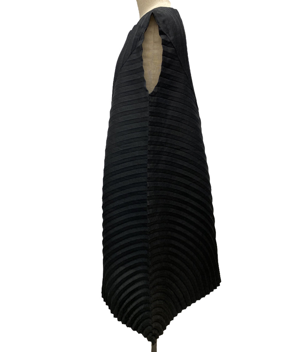 ISSEY MIYAKE ノースリーブワンピース IM03FH123 ブラック レディース SIZE 2 イッセイミヤケ