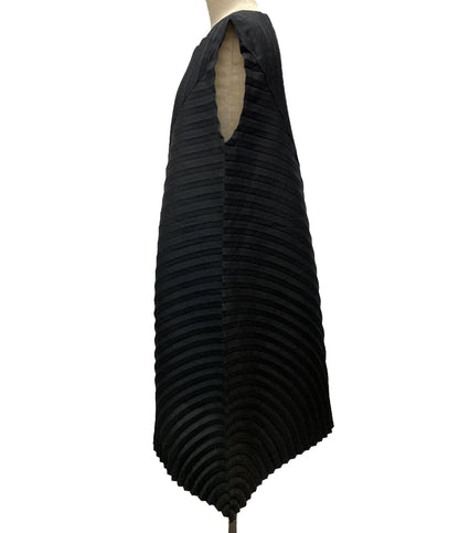 ISSEY MIYAKE ノースリーブワンピース IM03FH123 ブラック レディース SIZE 2 イッセイミヤケ