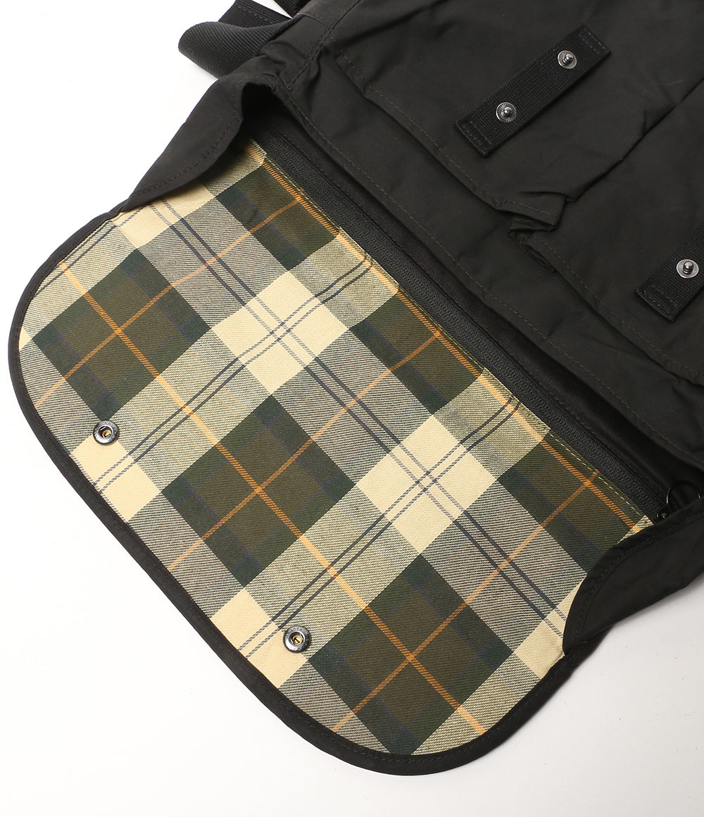 BARBOUR ショルダーバッグ Transport Riever Crossbody Bag BLK メンズ バブアー