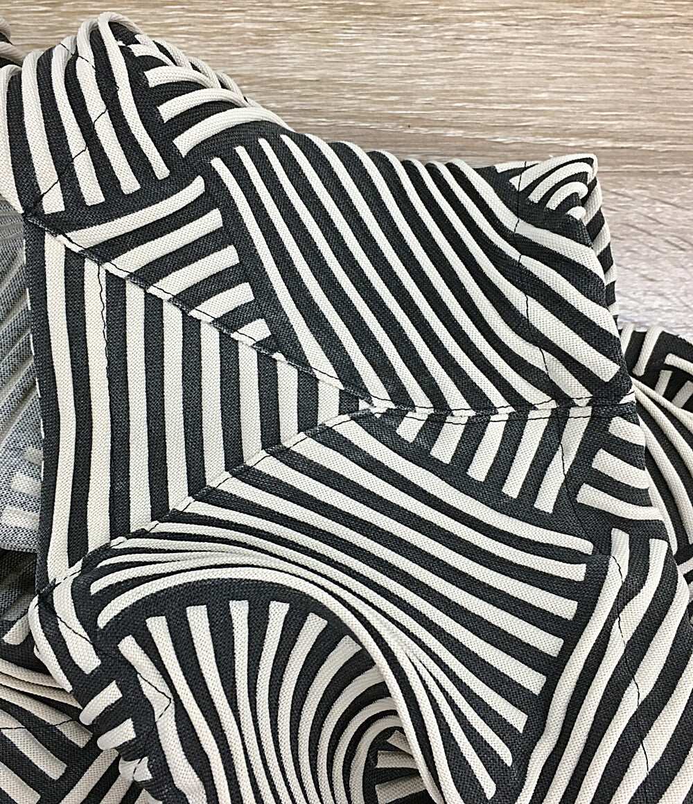 イッセイミヤケ カットソー ベイクドストレッチプリーツ モノクロ IM62FJ530 レディース SIZE 2 ISSEY MIYAKE