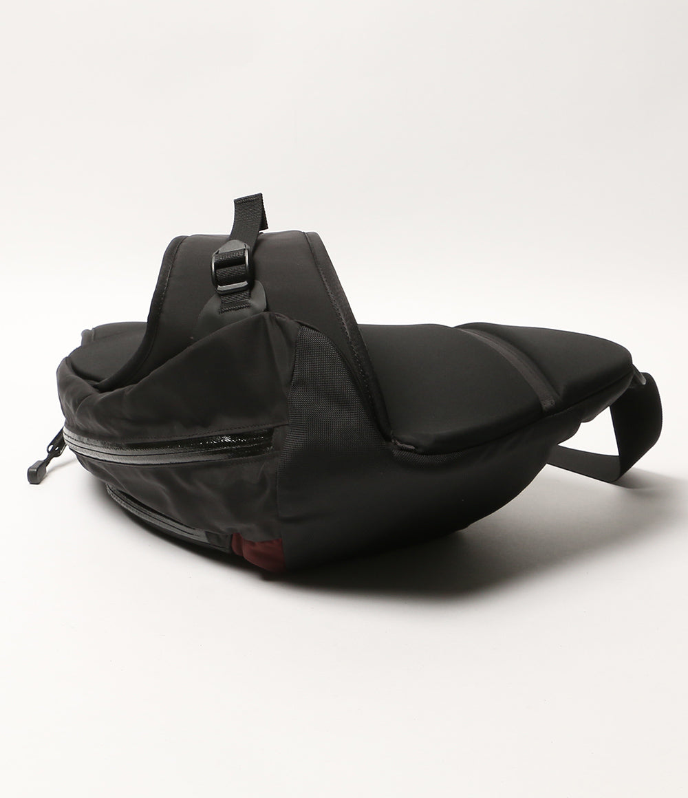 ARC’TERYX ボディバッグ 12年製 クイバー ブラック×バーガンディー 廃版モデル メンズ アークテリクス