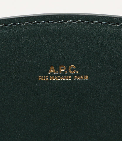 A.P.C. ショルダーバッグ sac demi lune PXAWV F61048 KAG レディース アーペーセー