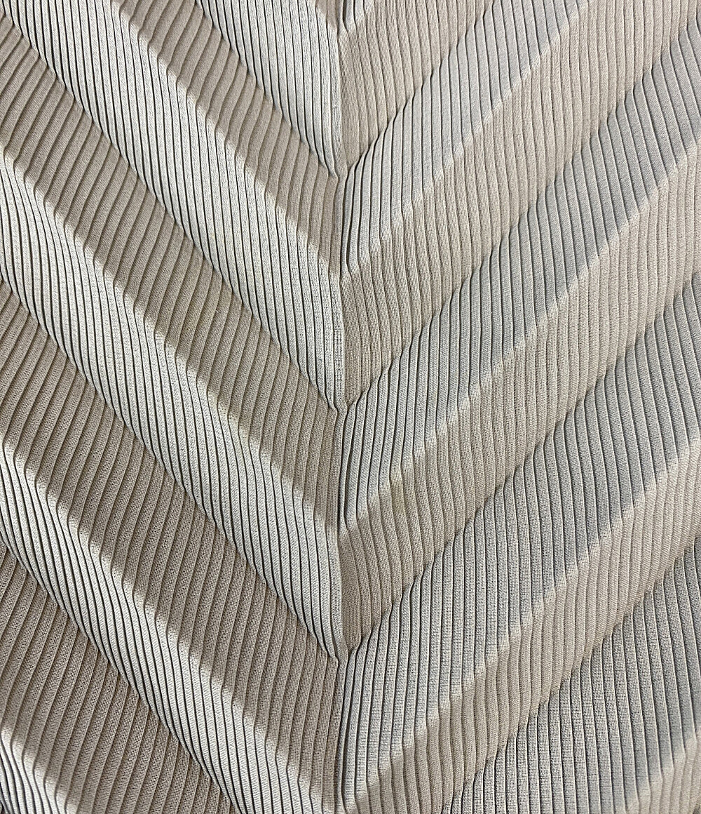me ISSEY MIYAKE 半袖シャツ プリーツカットソー MI51FJ532 レディース SIZE - ミー イッセイミヤケ