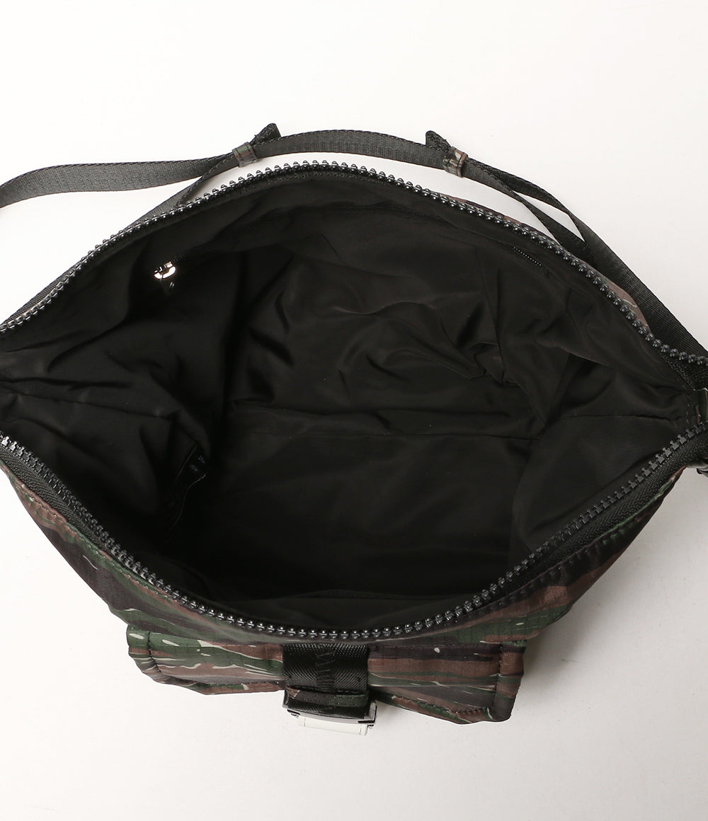 A.P.C. ショルダーバッグ besace trek 迷彩 メンズ アーペーセー