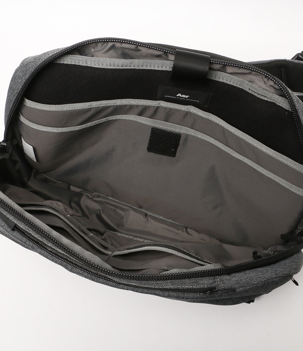 美品 エアー ボディバッグ TRAVEL SLING ２      メンズ   Aer