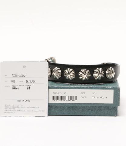 トーガ リストバンド CONCHO LEATHER BANGLE レディース TOGA