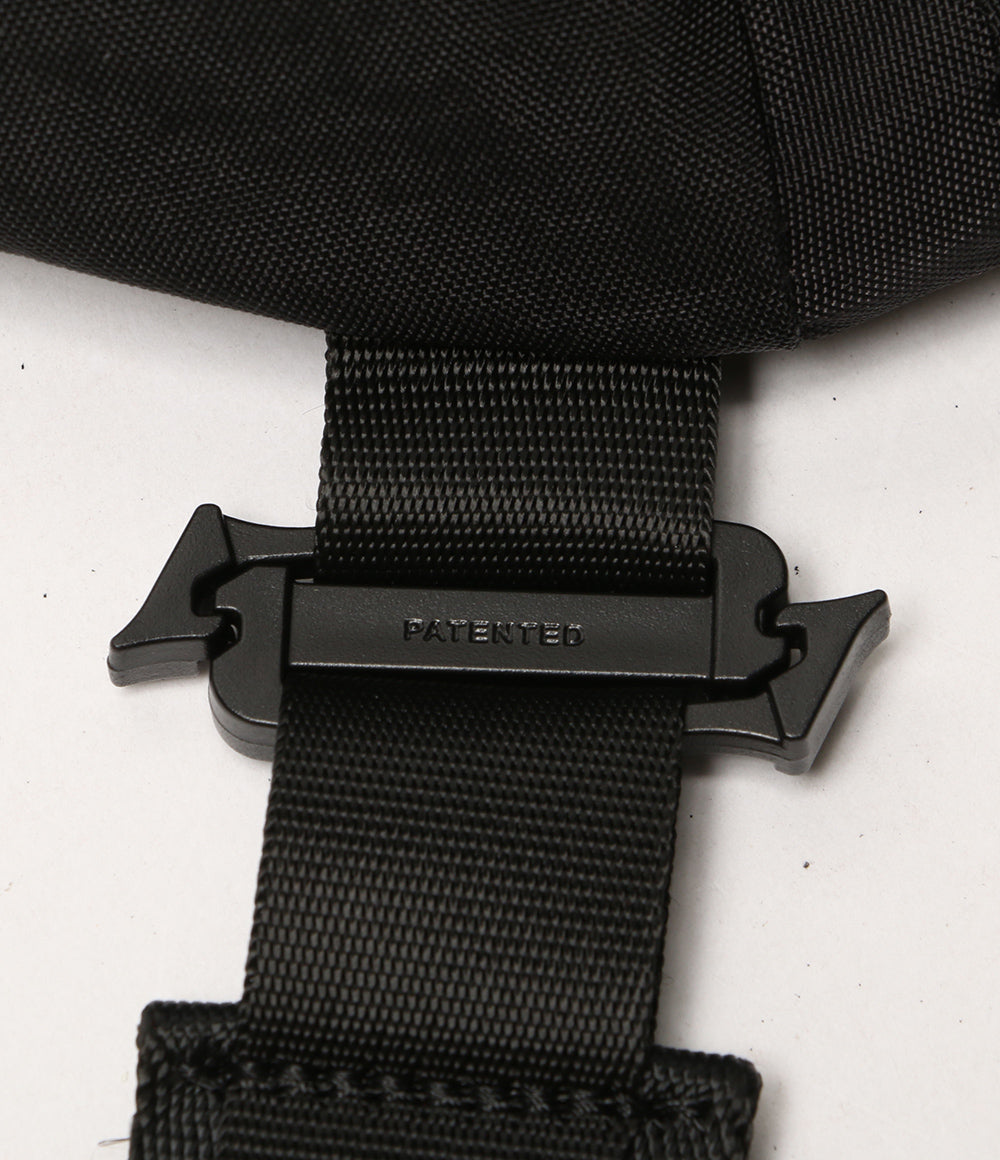 美品 シーエムエフアウトドアガーメント ショルダーバッグ BIG PORCH CMF2202-AC08C メンズ CMF OUTDOOR GARMENT