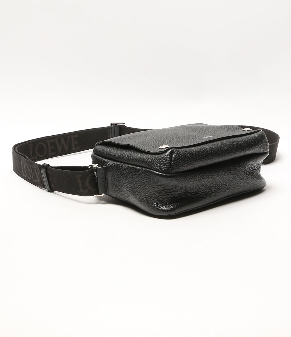 LOEWE メッセンジャーバッグ ペブル ブラック メンズ ロエベ