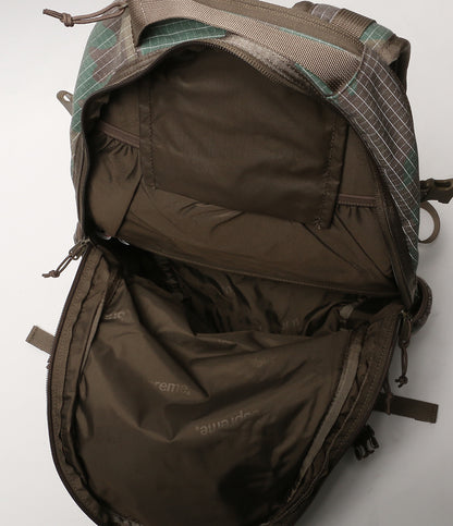 美品 Supreme リュック・デイパック WOODLAND CAMO BACKPACK 24SS メンズ シュプリーム