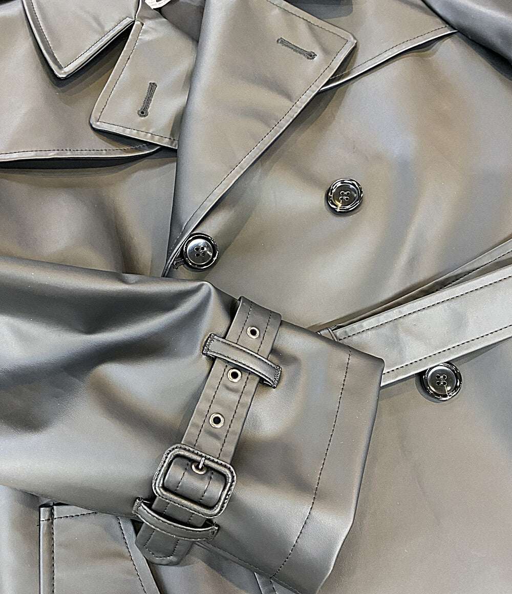 美品 JUNYA WATANABE フェイクレザートレンチコート 25AW JP-C003 レディース SIZE M ジュンヤワタナベマン