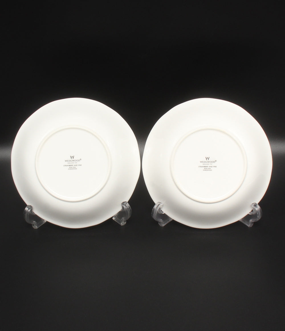 美品 WEDGWOOD サラダソーサー 皿 2点セット 17cm ストロベリー&バイン ウエッジウッド