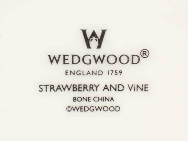 美品 WEDGWOOD サラダソーサー 皿 2点セット 18cm ストロベリー&バイン ウェッジウッド