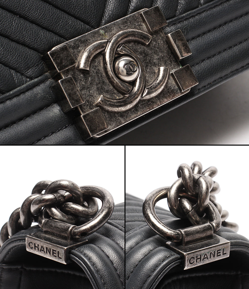 CHANEL チェーンショルダーバッグ 肩掛け シルバー金具 ラムスキン ボーイシャネル Vステッチ 20番台 レディース シャネル