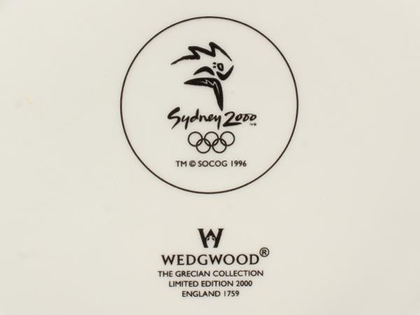 美品 WEDGWOOD シドニーオリンピック記念プレート 2000年 飾り皿 20cm ウエッジウッド