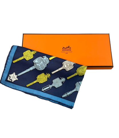 美品 エルメス スカーフ シルク100% カレ45 レディース HERMES