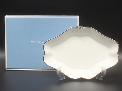 美品 ウエッジウッド ダイヤディッシュ 皿 22cm インタグリオ プラチナ WEDGWOOD