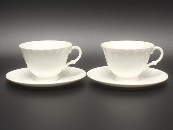 美品 ロイヤルドルトン カップ&ソーサー 2客セット ペア 美品 ロイヤルドルトン カップ&ソーサー 2客セット ペア
