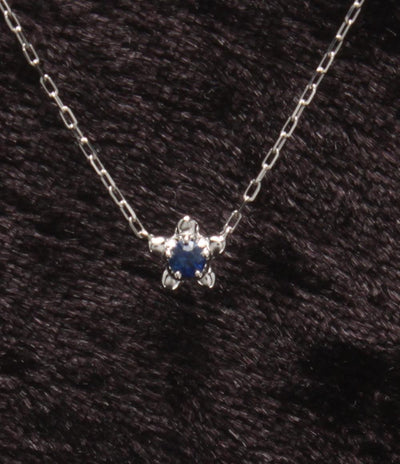美品 ヨンドシー ネックレス K10 サファイア フラワーモチーフ レディース 4℃