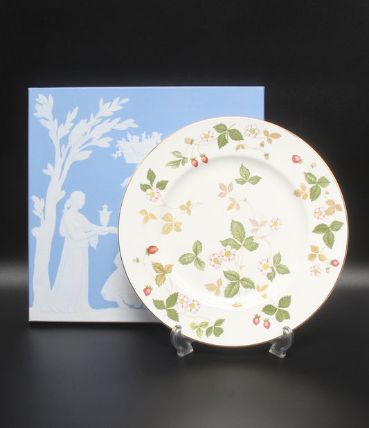 美品 WEDGWOOD プレート 大皿 27cm ワイルドストロベリー ウェッジウッド