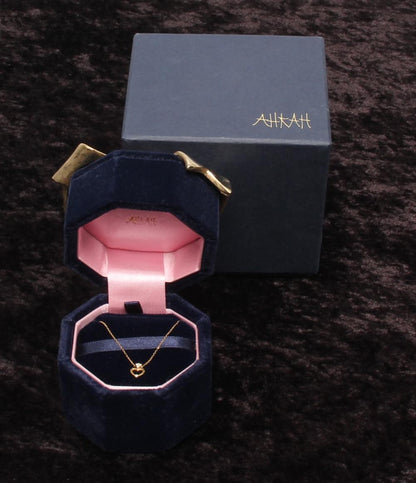 美品 AHKAH ネックレス K18 ダイヤ 0.02ct ハートモチーフ レディース アーカー