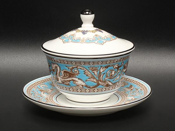 美品 WEDGWOOD オリエンタルティーカップ フロレンティーンターコイズ