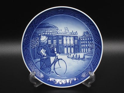 美品 Royal Copenhagen イヤープレート 飾り皿 18cm 2016 ロイヤルコペンハーゲン